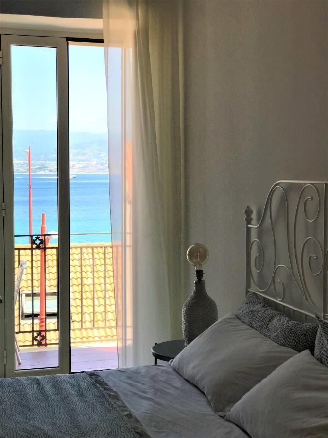 Vecchia Paradiso - A Un Passo Dal Mare Messina Exterior foto